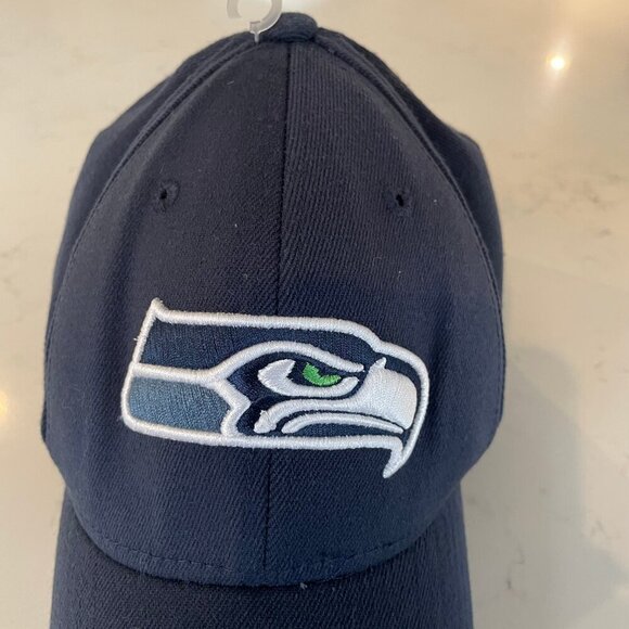 NFL Seattle Seahawks Acrylic Spandex Flex Hat Embroidered Logo Navy Sz S/M - Picture 8 of 10